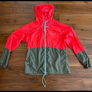 Like New Columbia Windbreaker Women’s Medium